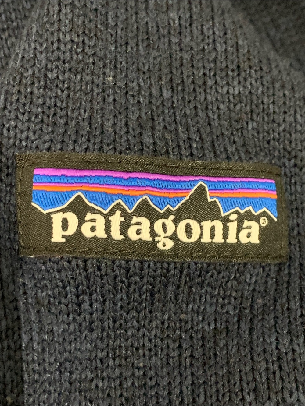 Patagonia Navy Blue Knit Patch Vest with Multicolor Logo - Picture 2 of 8